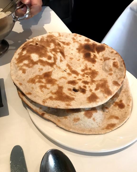 Taj Mahal Tandoori