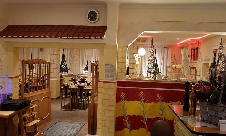 Taverna Knossos Palace