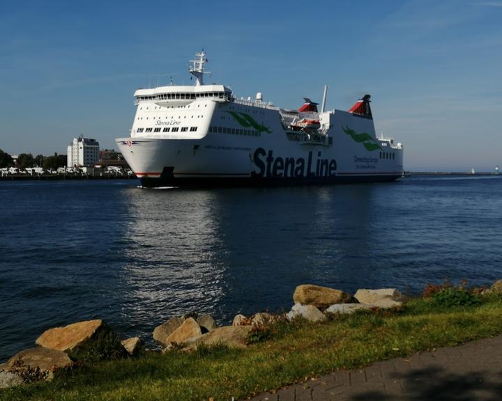 Yachthafenresidenz Hohe Duene