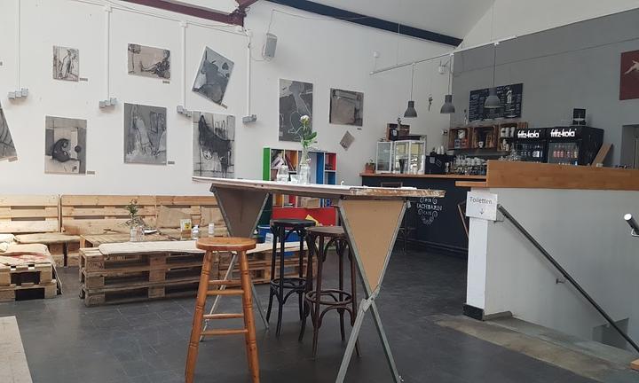 Der Nachbarin Café