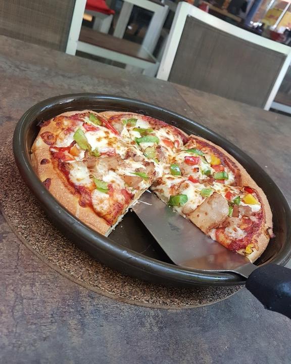 Pizza Hut