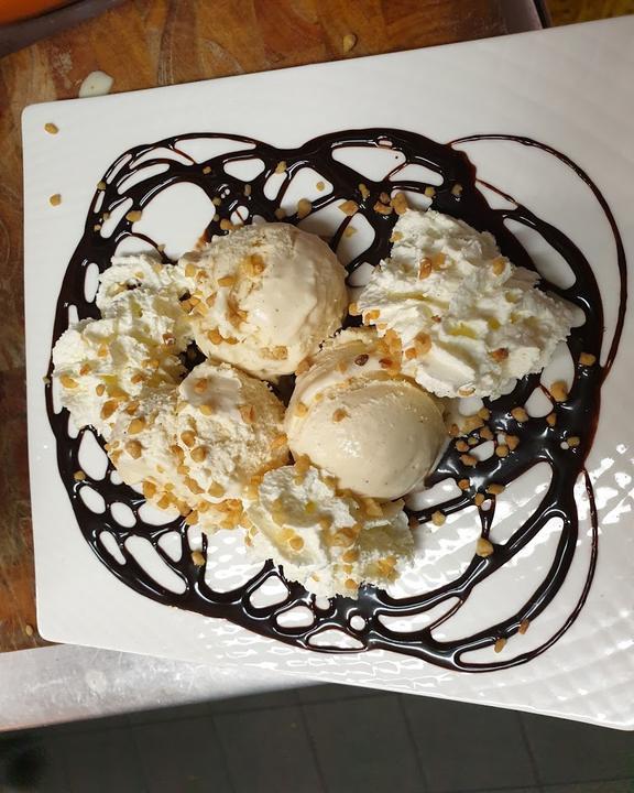Aram's Pizzeria & Grillhouse