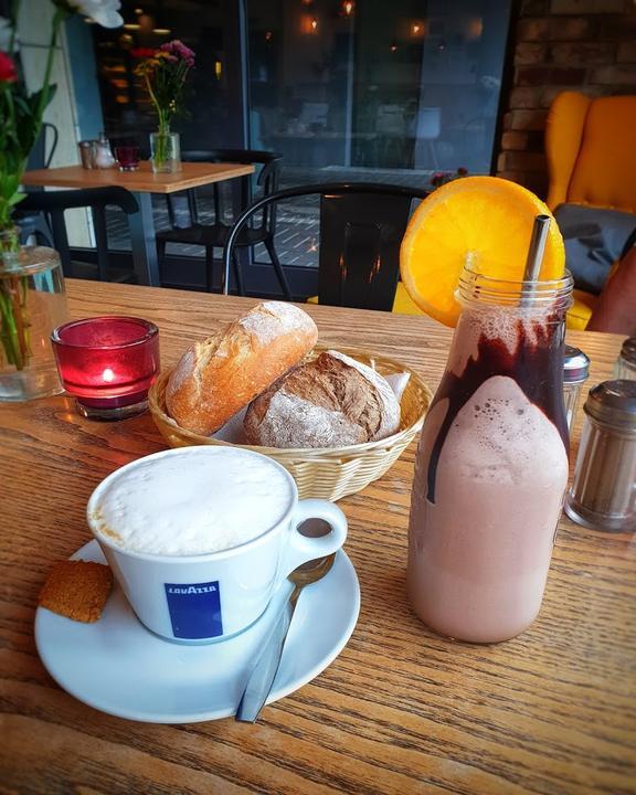 Coffee House 168