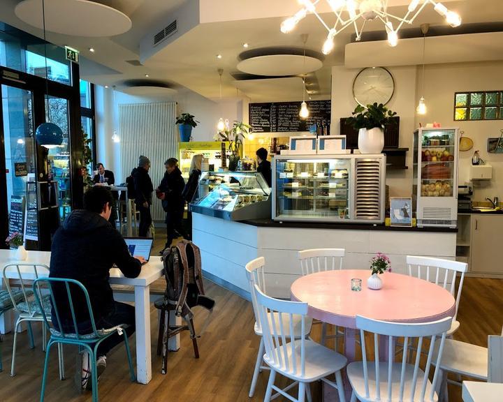 Flamingo Fresh Food Bar