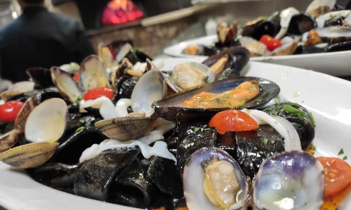 Osteria Luna Rossa