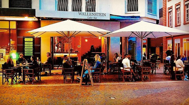 Wallenstein Cafe & Bar