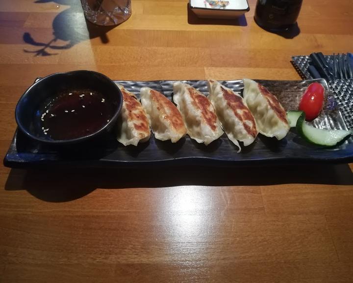 Lu-Bu Asian Fusion Kitchen