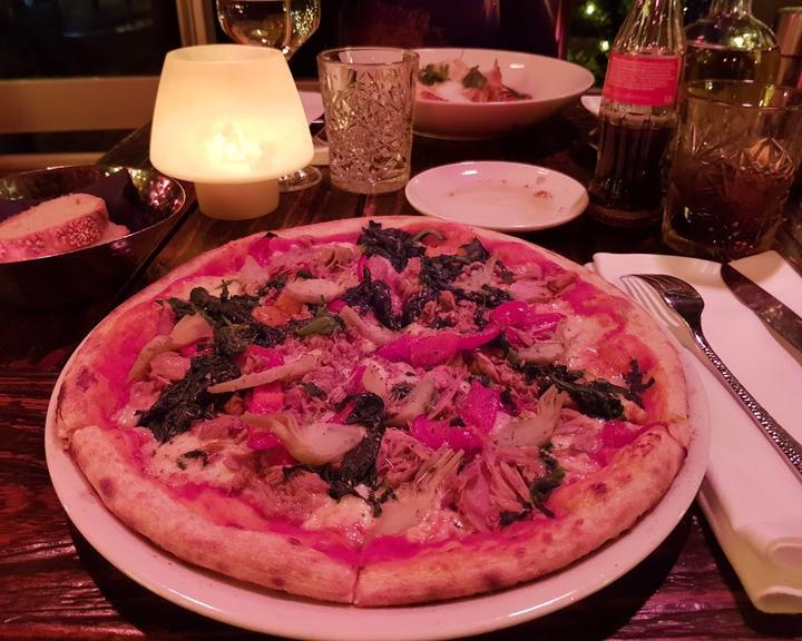 Riva Restaurant & Bar