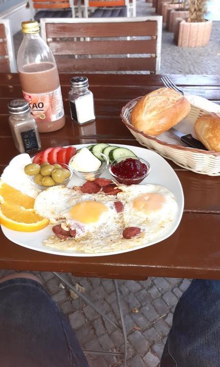 Falken Backerei & Cafe