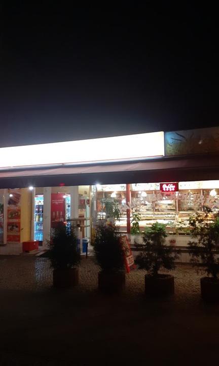 Falken Backerei & Cafe