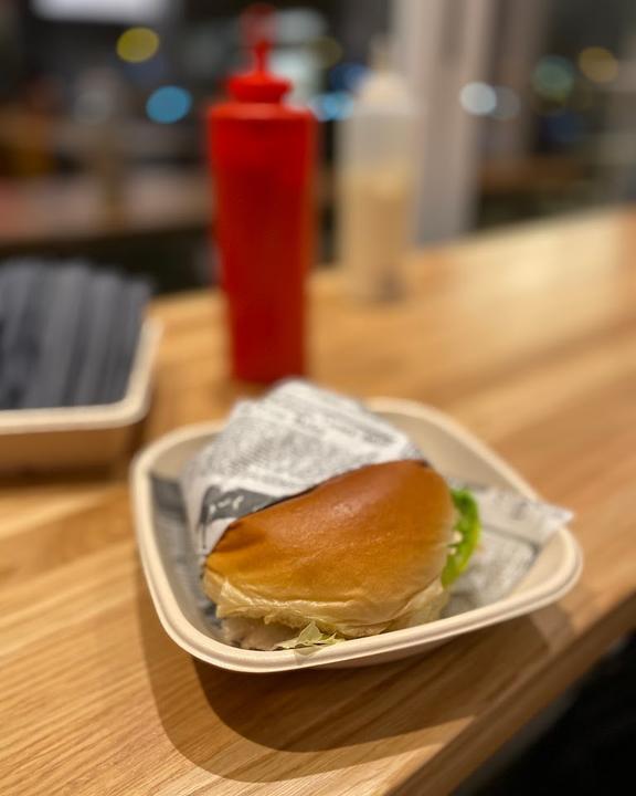 Marthas Delicious Burgers