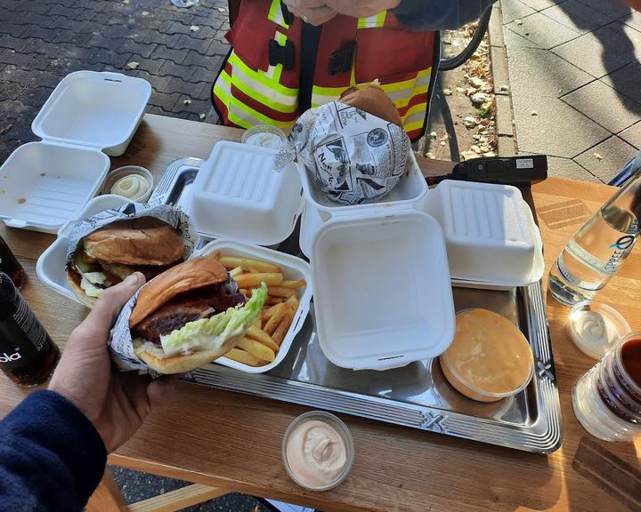 Marthas Delicious Burgers