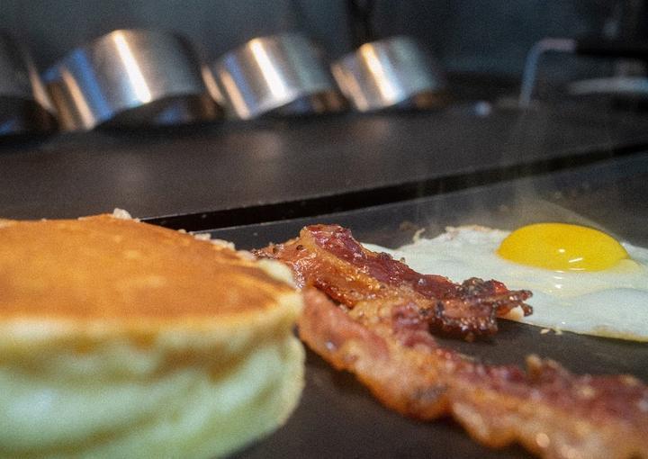 Tommy's Pancakes and Bistro