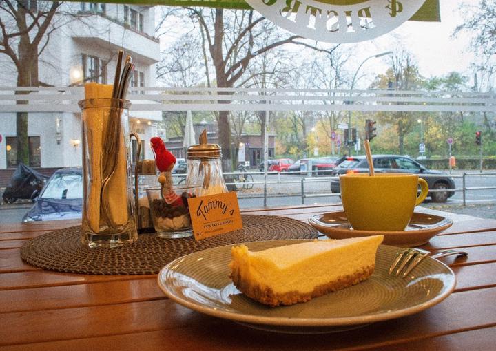 Tommy's Pancakes and Bistro
