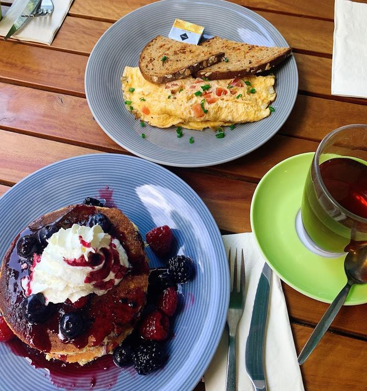 Tommy's Pancakes and Bistro