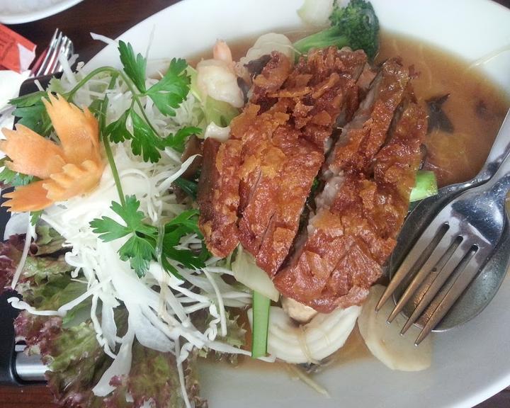Sarod's Thai Restaurant