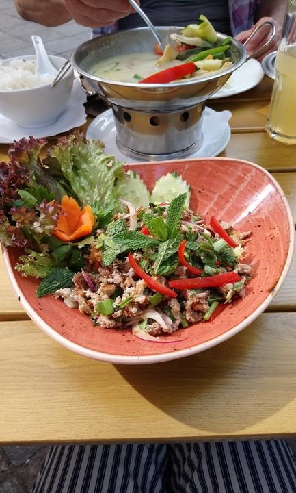 Sarod's Thai Restaurant