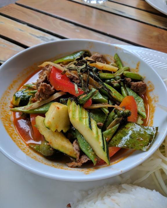 Sarod's Thai Restaurant