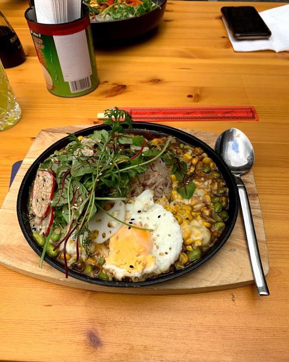 UMI Restaurant Gendai No Kaishaku