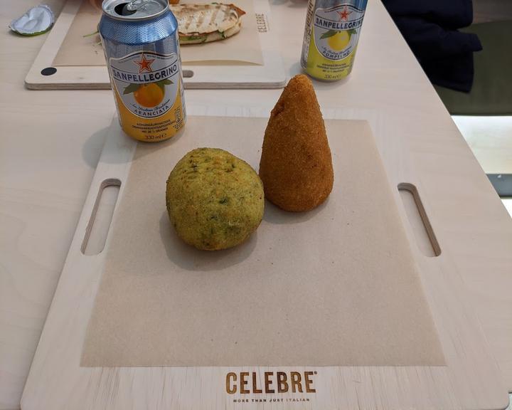 Celebre Bar I Caffe I Deli