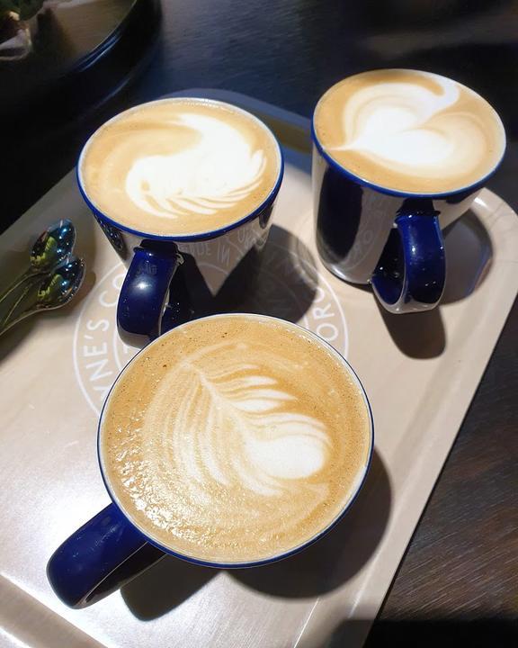 Wayne's Coffee