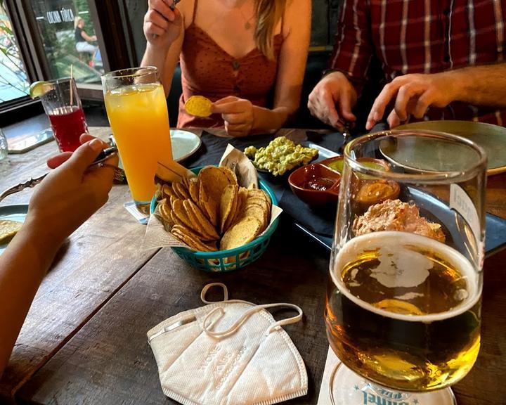 Casita Mexicana