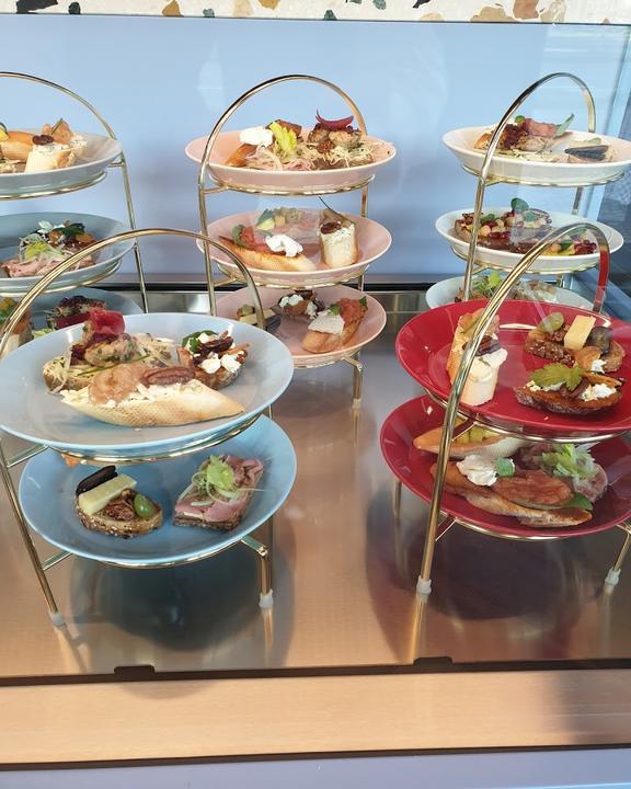 Anouki Brasserie