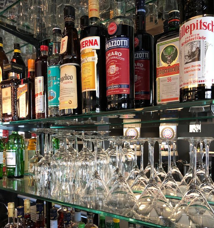 MICO'S BAR