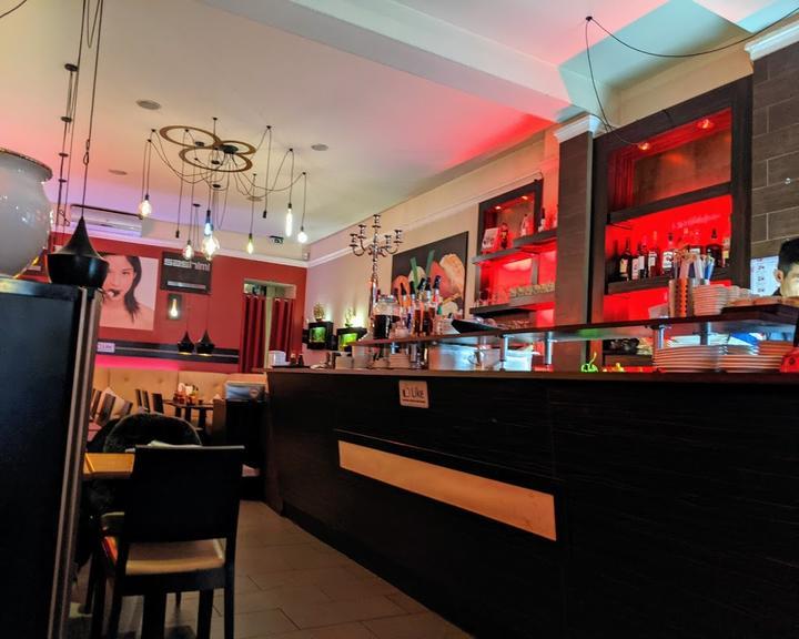 Sashimi Sushi Lounge