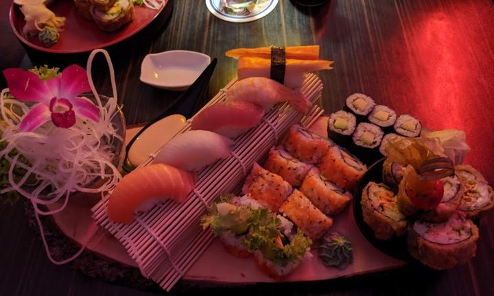 Sashimi Sushi Lounge