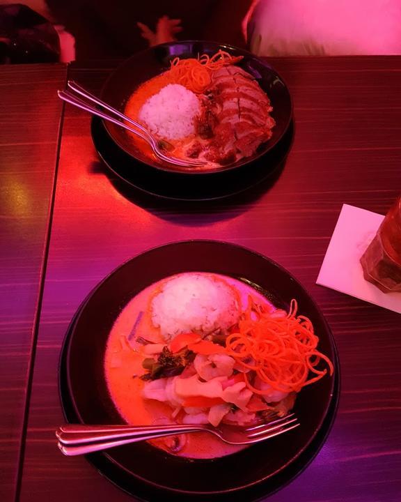 Sashimi Sushi Lounge