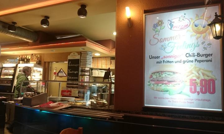 Trans Pizza