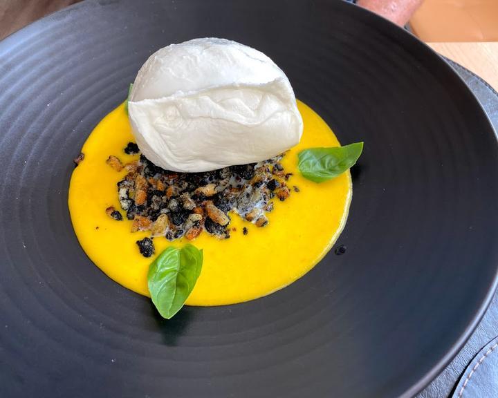 SuRiu Modern Eatery