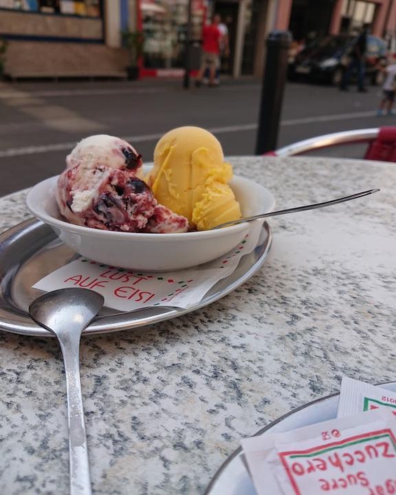 Eis Cortina
