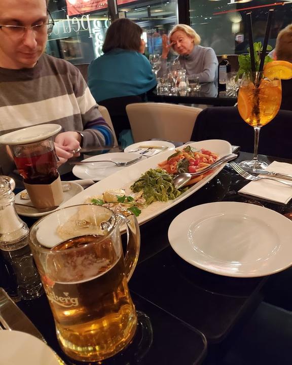 Petrocelli's Bar