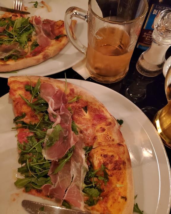Petrocelli's Bar