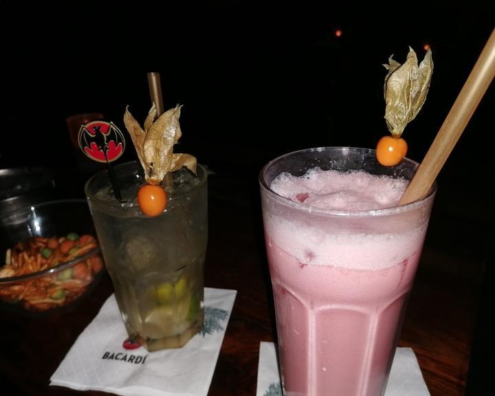 Friends Cocktailbar