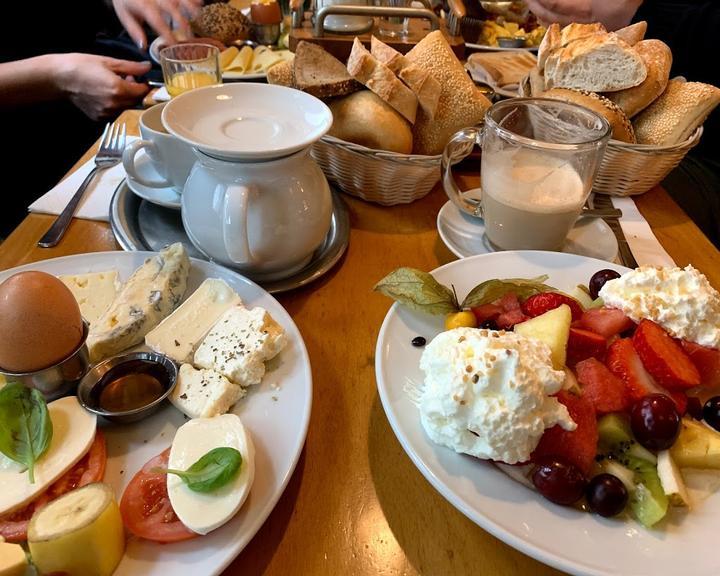 Cafe Plazz