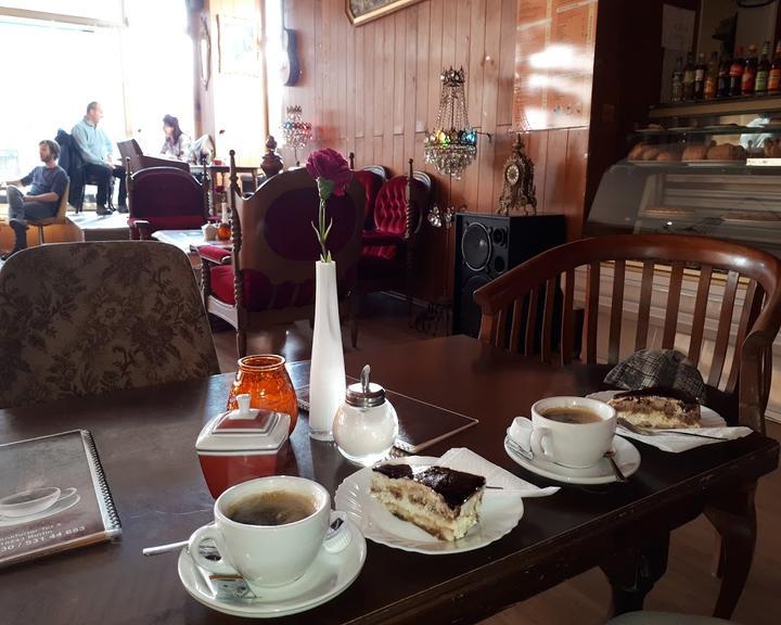 Kaffee und Tee