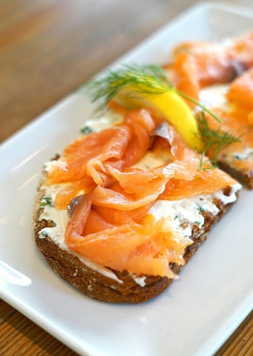 Le Bistro 66