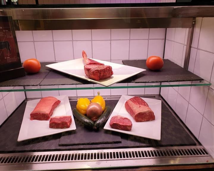 MAREDO Steakhouse - Berlin Gendarmenmarkt