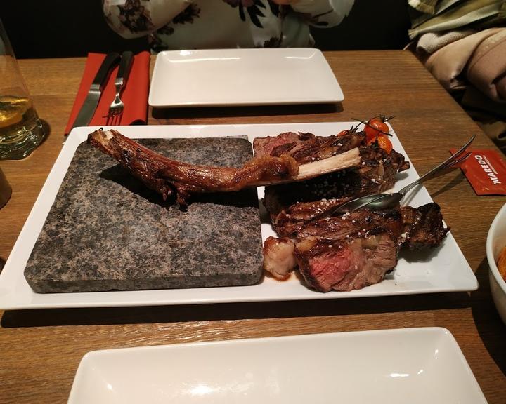 MAREDO Steakhouse - Berlin Gendarmenmarkt