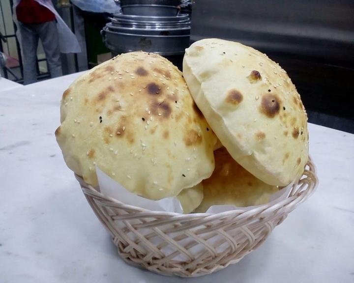 L'Amira Snack