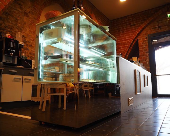 Cafe Pauline