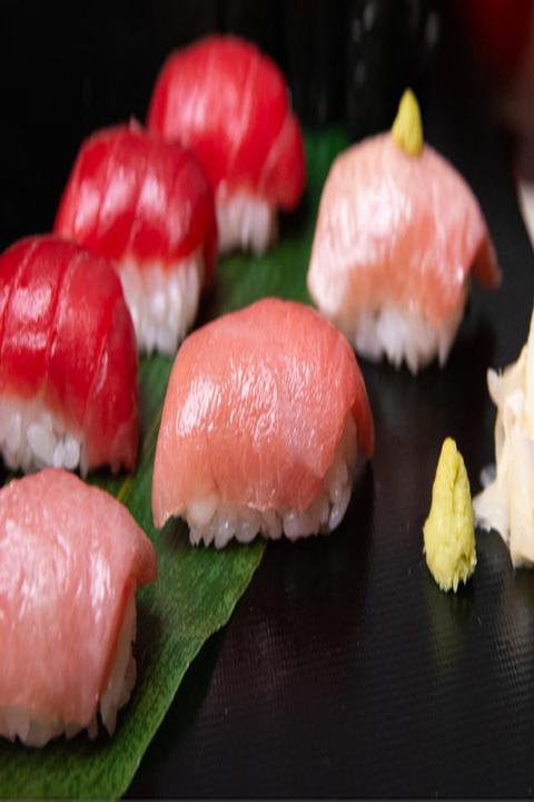 MOTOMURA Premium Sushi