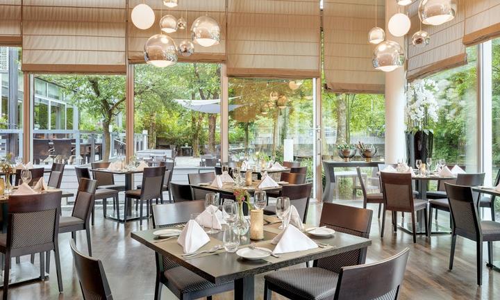 Tivoli Restaurant at Hilton Munich Park Hotel