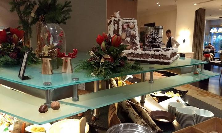 Tivoli Restaurant at Hilton Munich Park Hotel