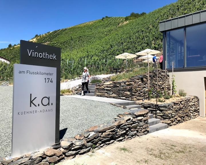 Vinothek Am Flusskilometer 174