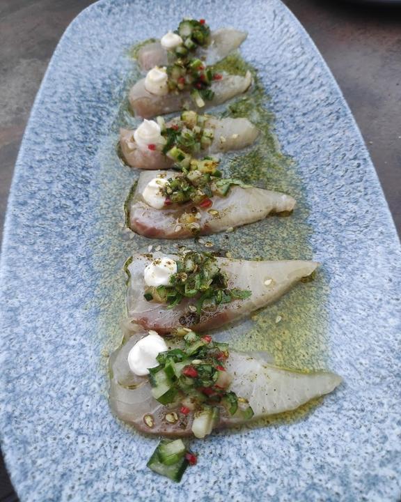 Mezze Bar by MontRaw