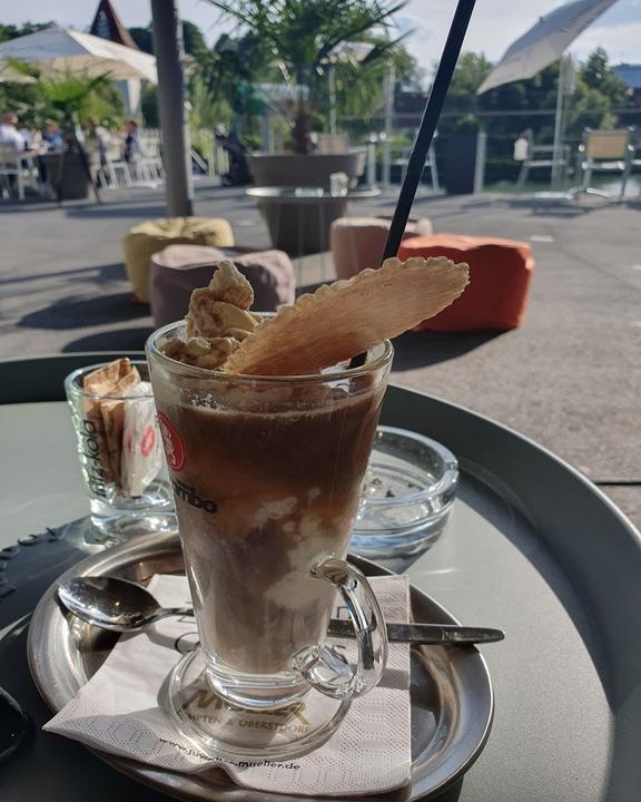 Fiume Sommerbar
